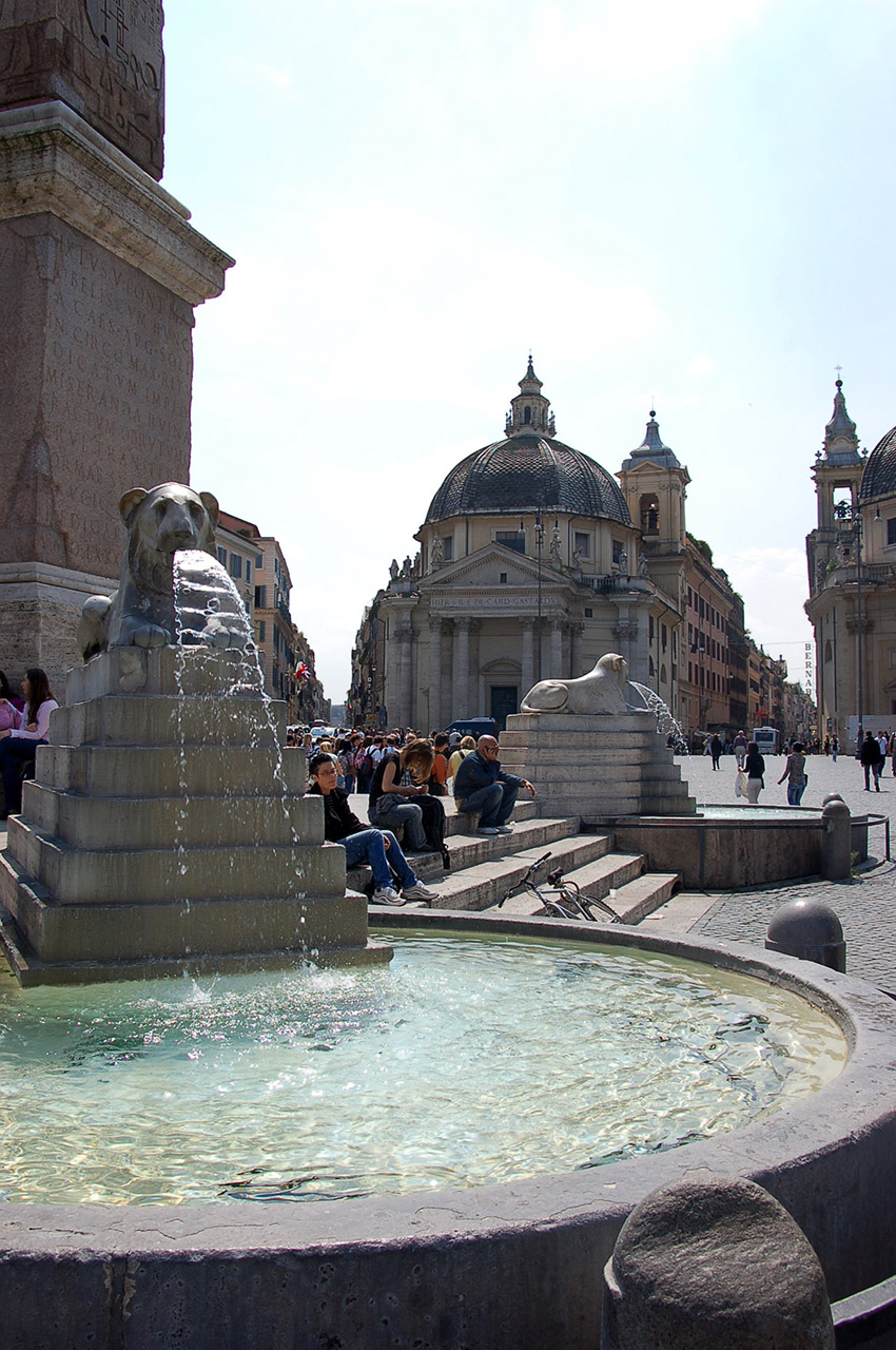 Fontaine Place du Peuple