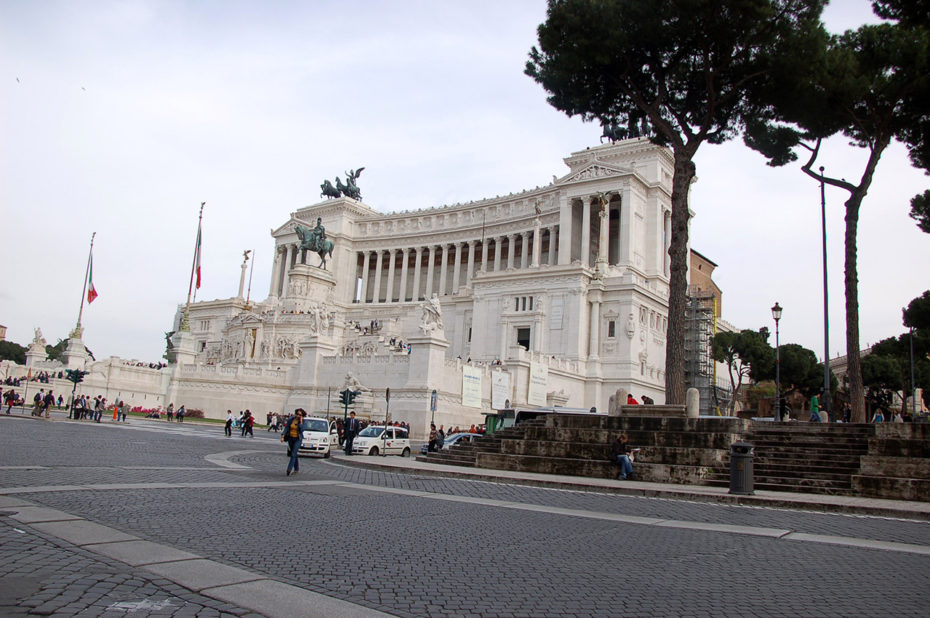 Monument Vittorio Emanuel II et la Piazza Venezia