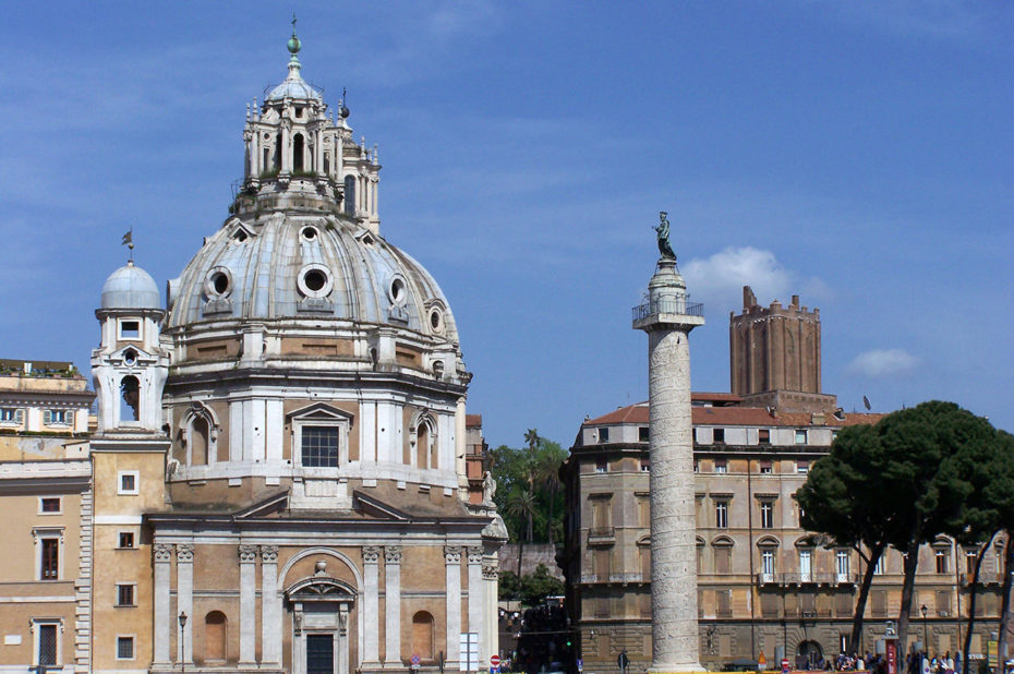 Place Venezia colonne Trajane Santa Maria di Loreto