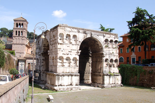 Arc de Janus et église San Giorgio in Velabro