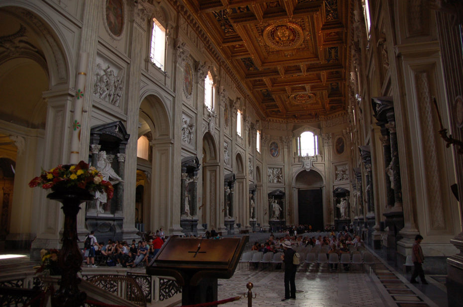 Intérieur de la basilique Saint-Jean-de-Latran