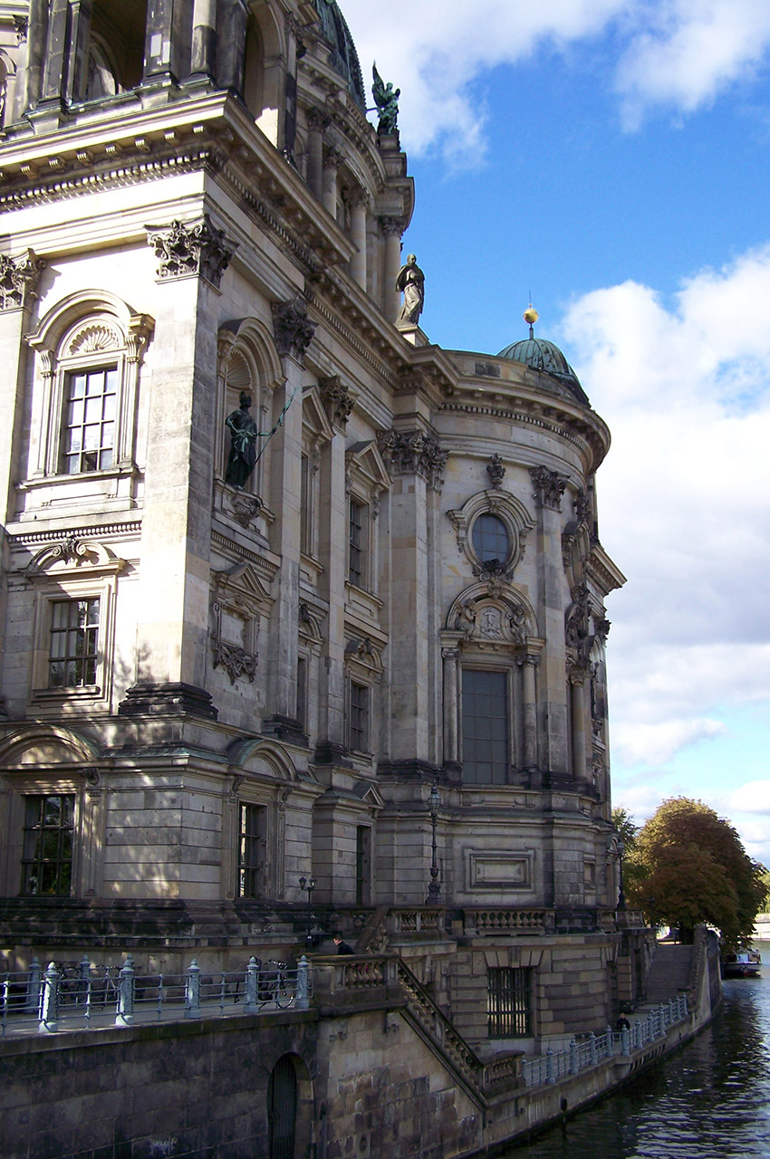 Le Bode Museum au bord de la Spree