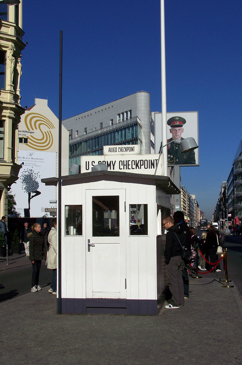 U.S. Army Checkpoint Charlie