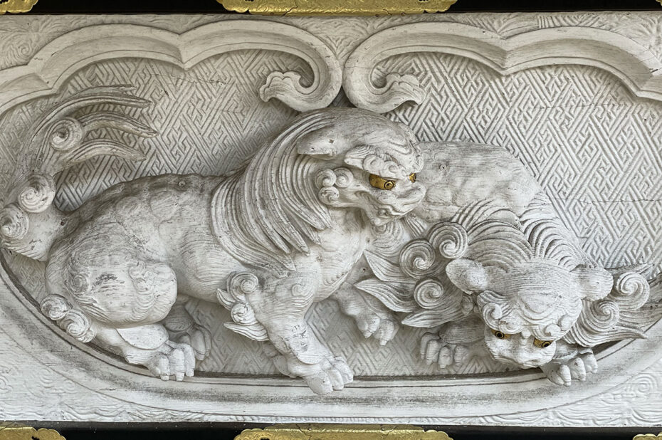 Décoration sculptée de deux lions