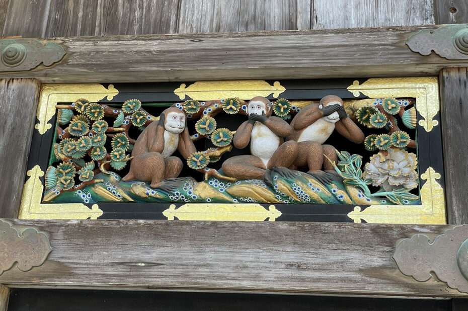 Les singes de la sagesse, sculpture de Hidari Jingoro