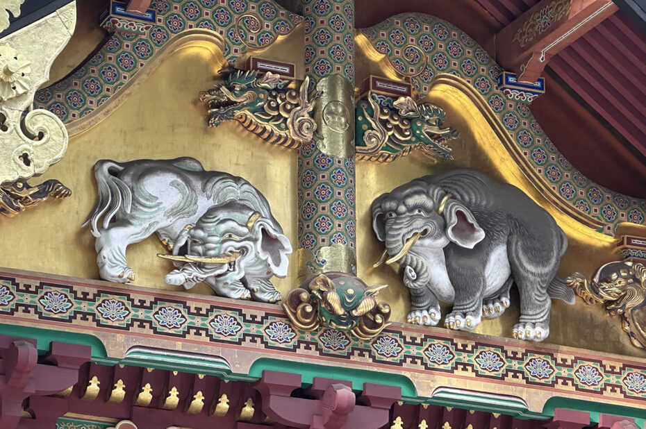 Éléphants sozonozo nés de l'imaginaire de l'artiste