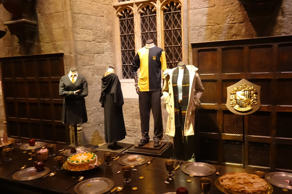 Costumes de Gryffondor dans la Grande Salle