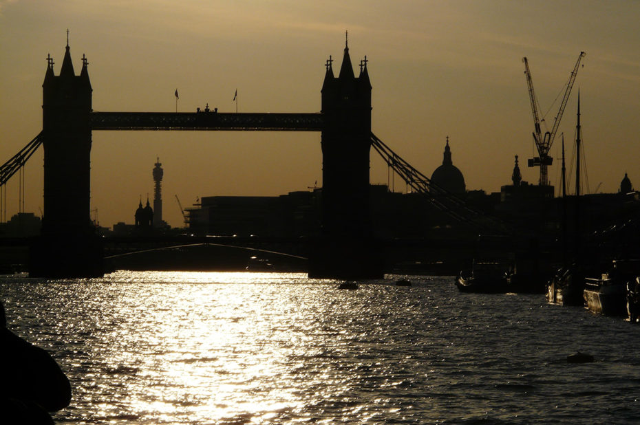 Coucher de soleil sur le London Bridge