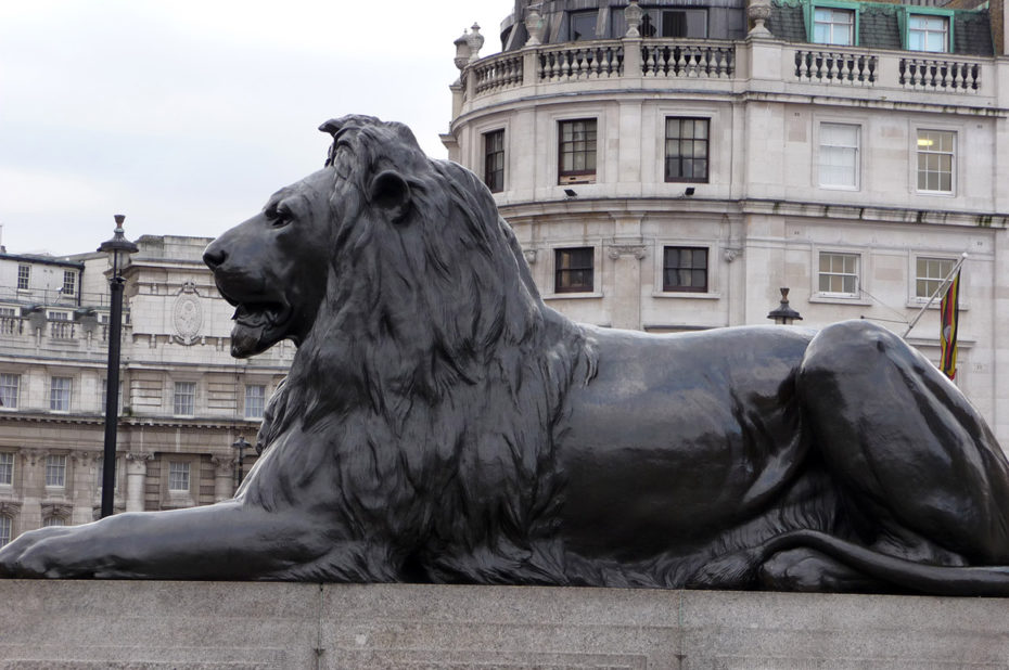Lion en bronze à Trafalgar Square
