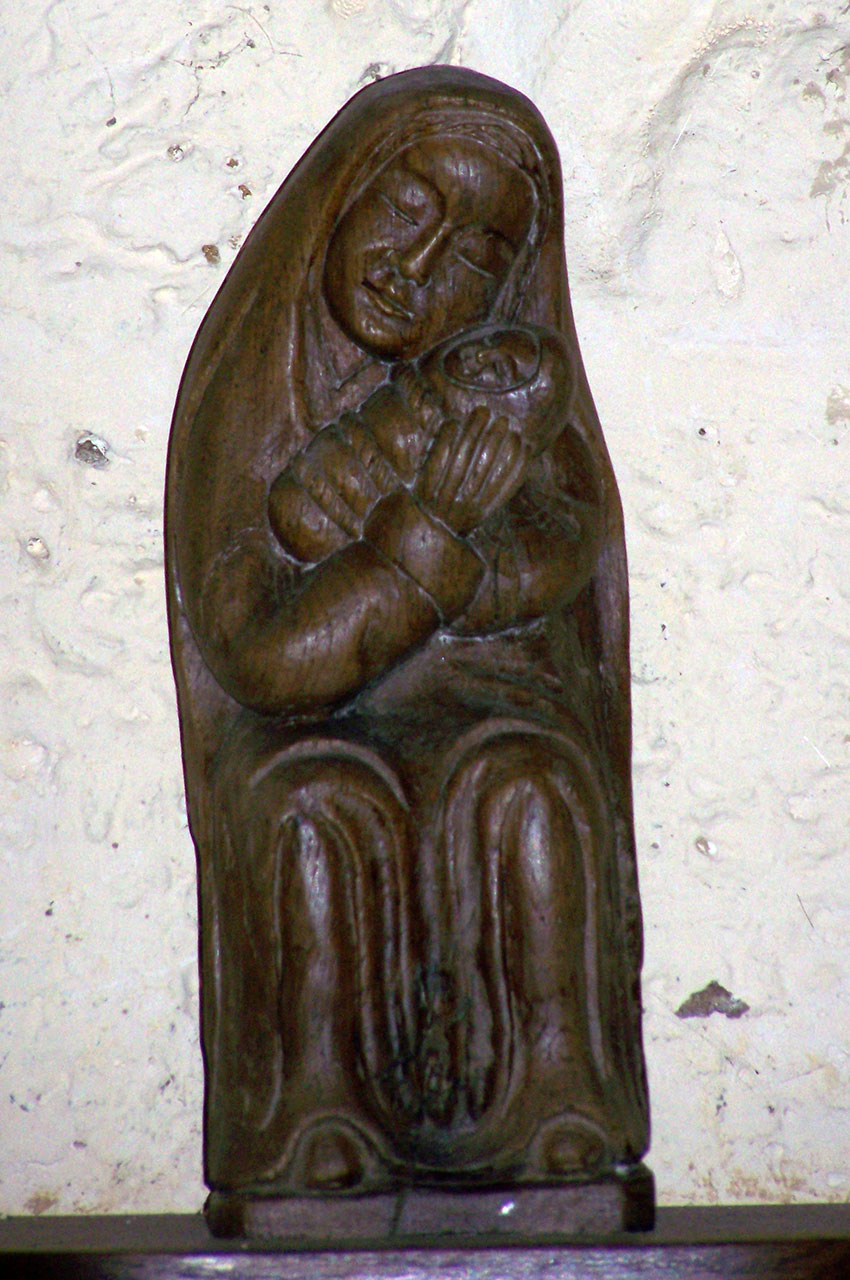 Statue en bois de la Vierge à l'Enfant