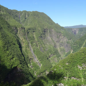 La vallée du Takamaka, à l'est de l'île de la Réunion