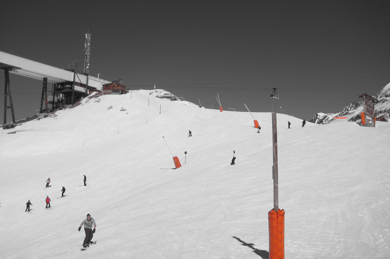 Sur les pistes de ski à l'Alpe d'Huez