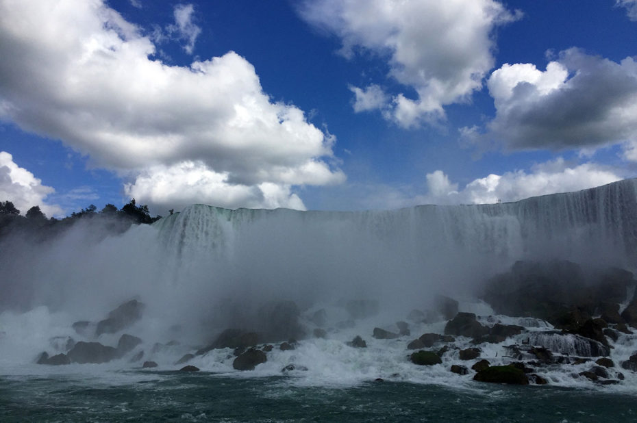 Les chutes du Niagara alimentent la rivière éponyme