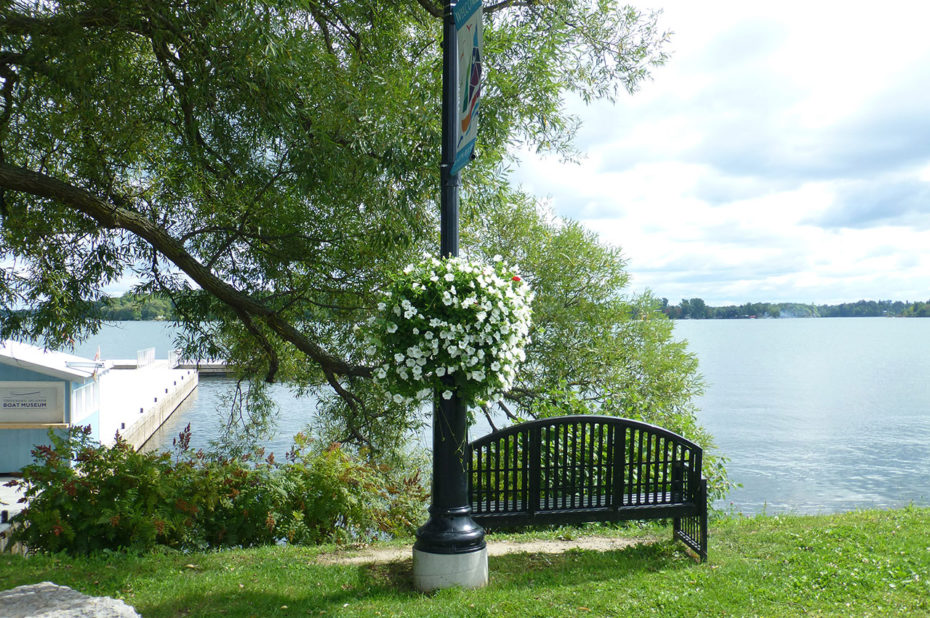 Sur les bords du fleuve Saint-Laurent