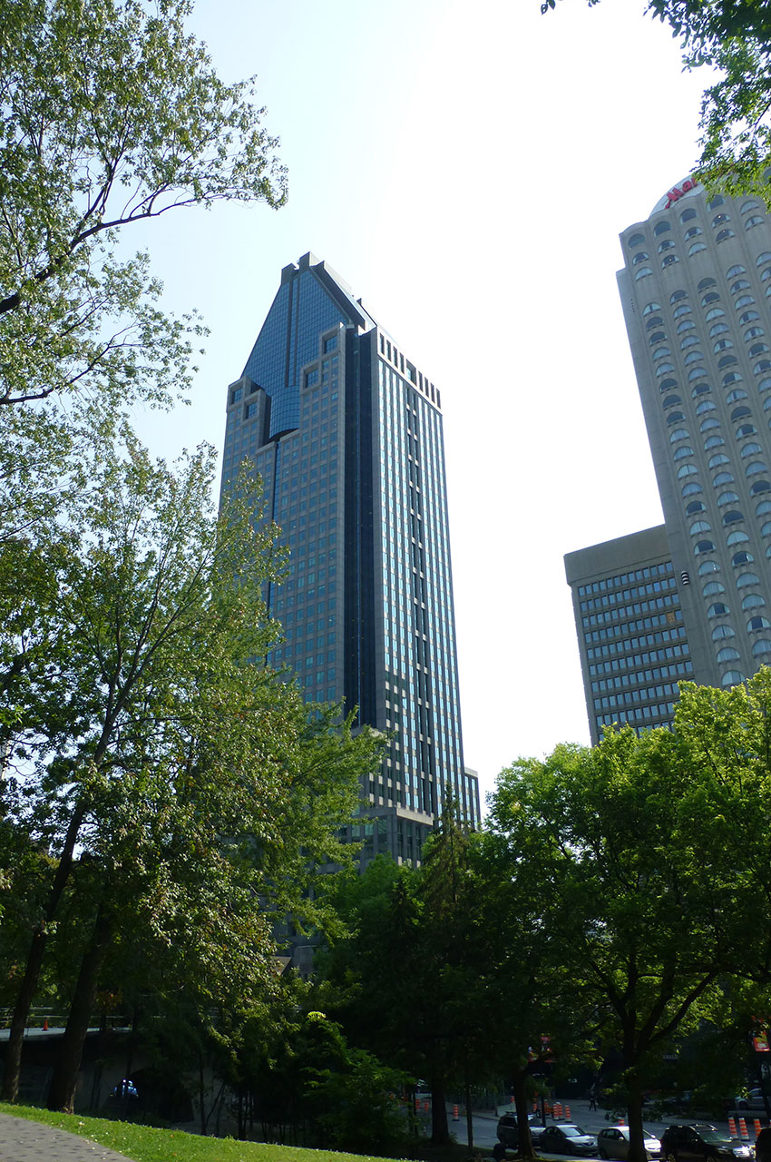 Dans le square Dorchester, l'un des poumons verts de la ville