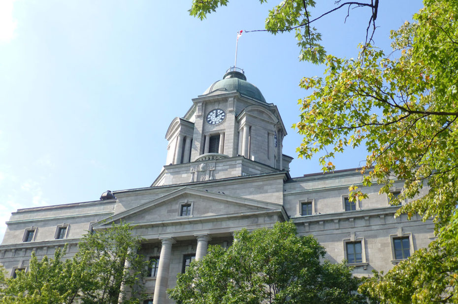 L’édifice Louis S. St-Laurent abritait le bureau de Poste