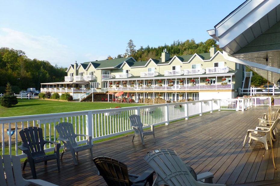 L'auberge de la Pourvoirie du lac Blanc à Saint-Alexis-des-Monts