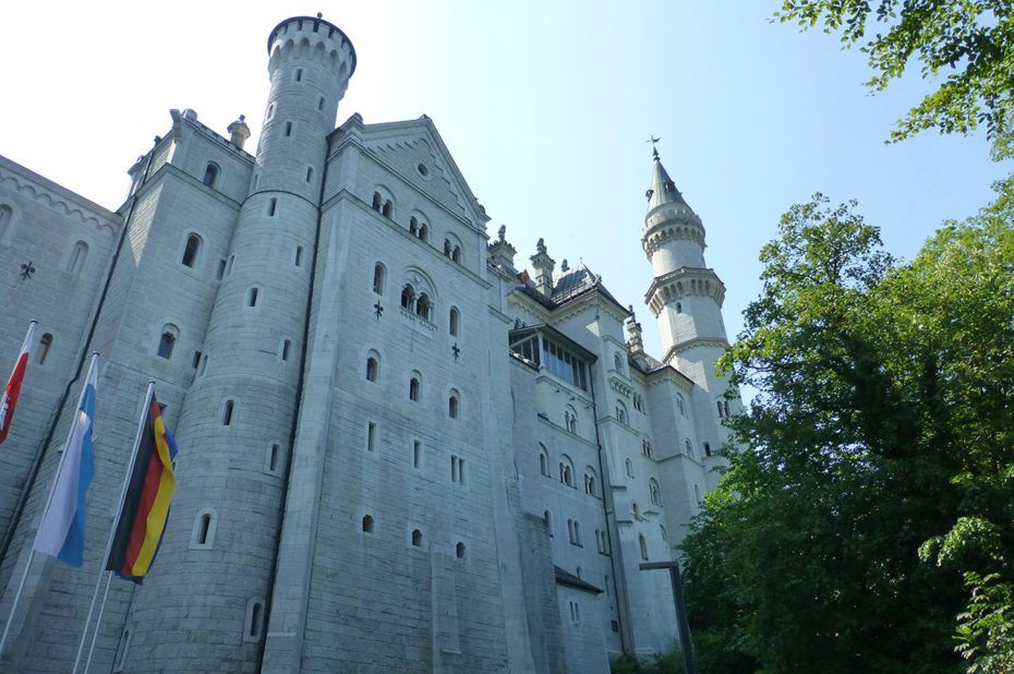 La hauteur du château de Neuschwanstein est de 65 m