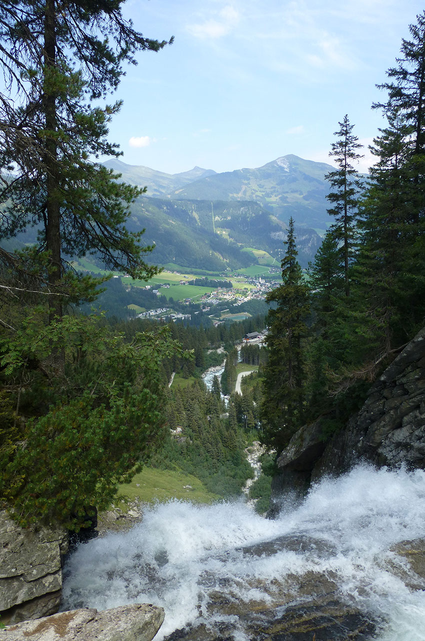 Juste avant la chute, vue sur la vallée