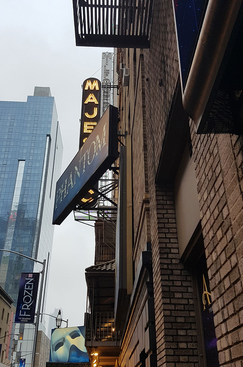 L'entrée du Majestic Theatre