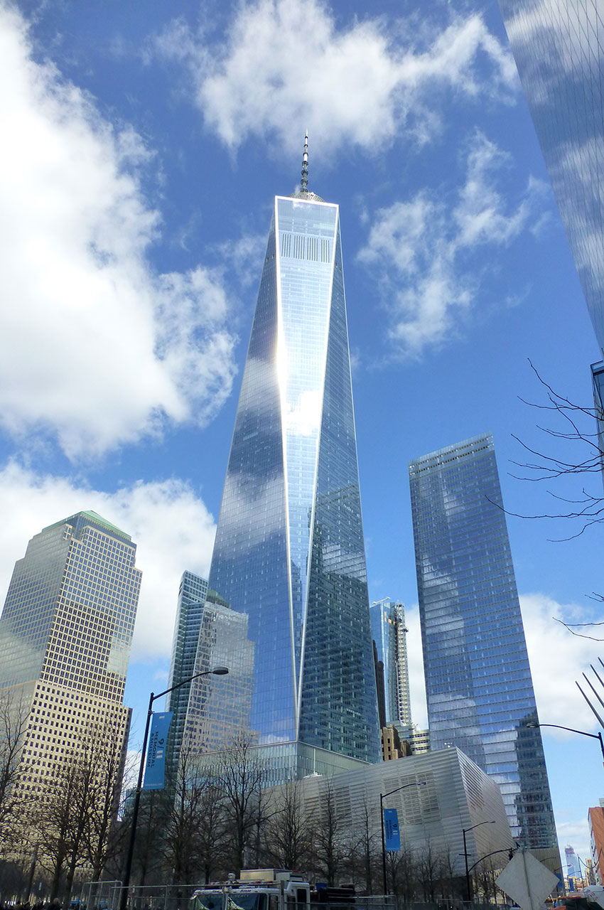 La tour One World Trade Center, haute de 541 m