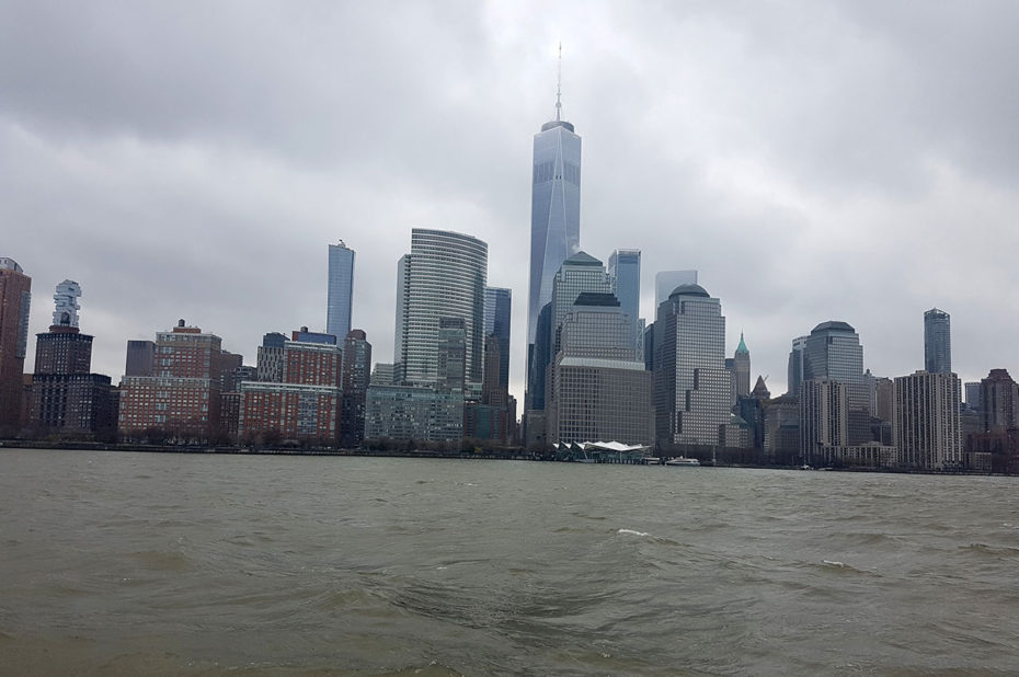 Financial District et la One World Trade Center depuis l'Hudson