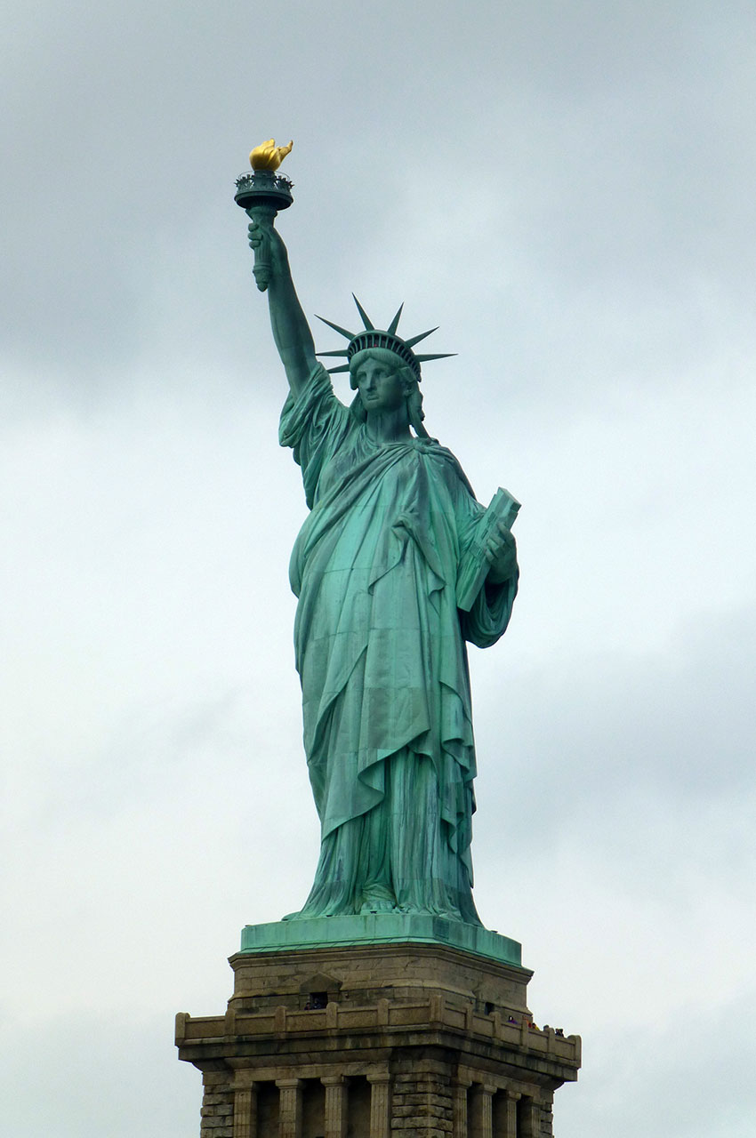 La statue de la Liberté a une infrastructure de fer et de cuivre