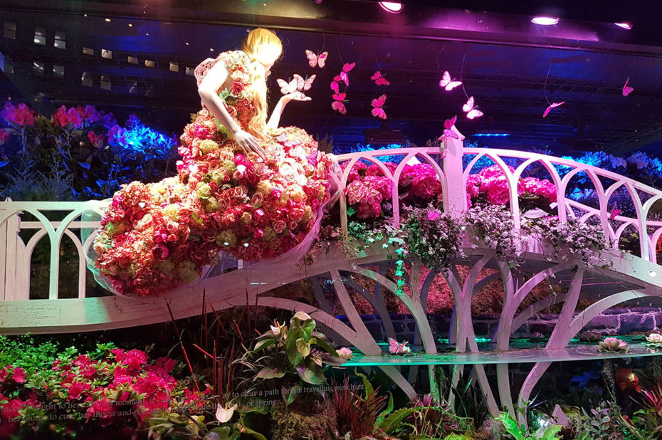 La vitrine florale de Macy's