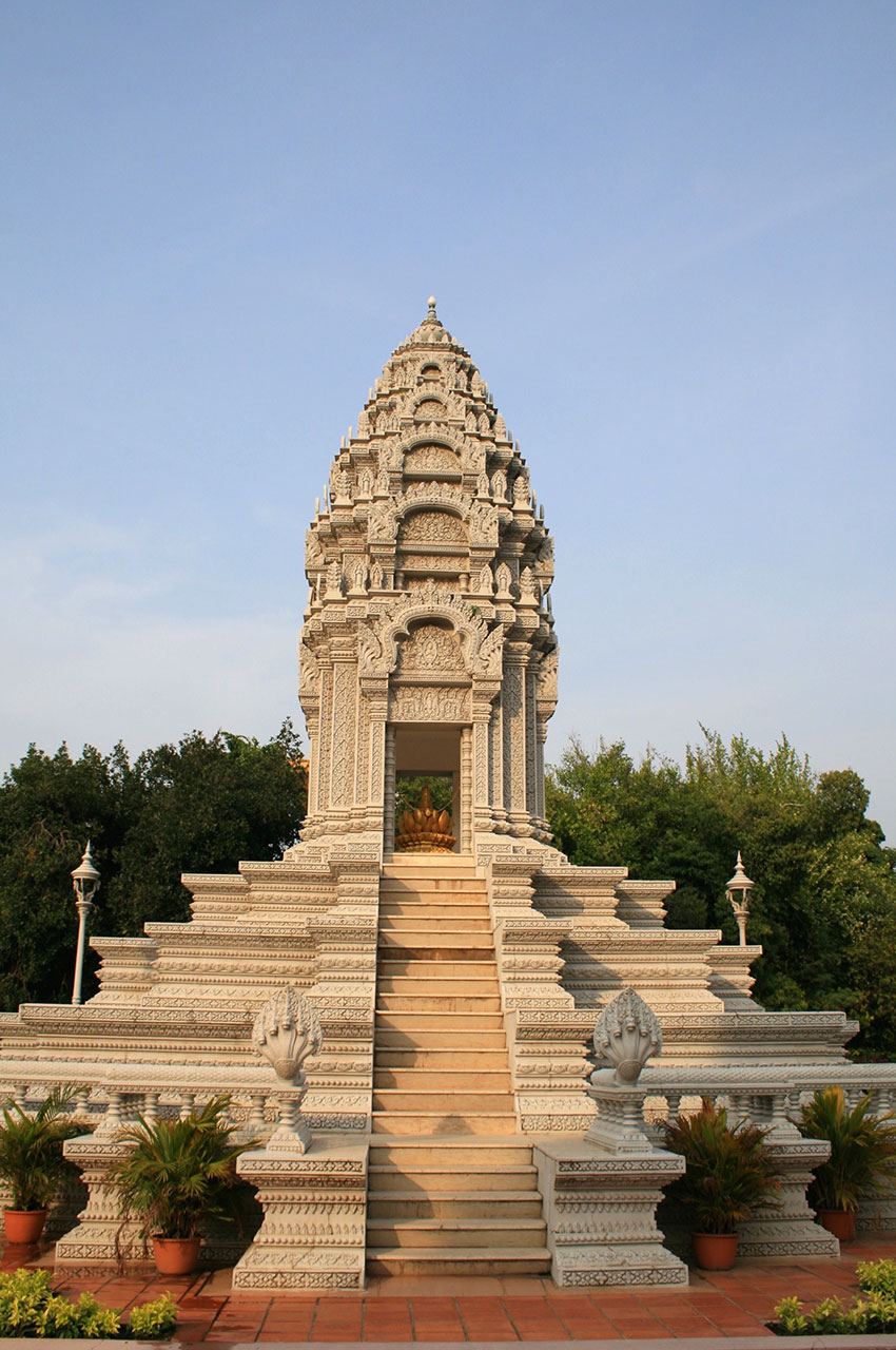 Stupa de la famille Royale dans l’enceinte du Palais