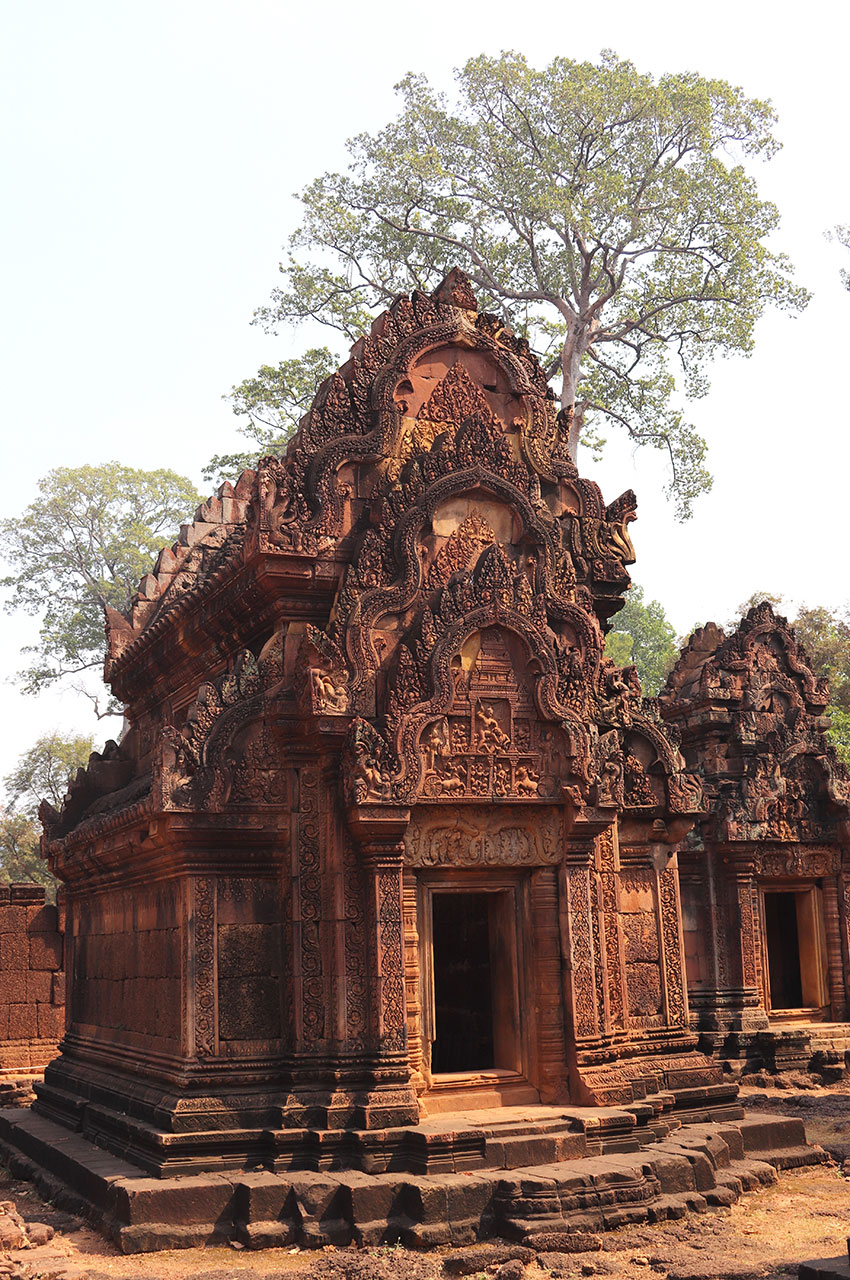 Bibliothèque nord du temple de Banteay Srei