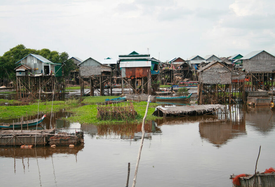 Maisons sur pilotis sur le lac Tonlé Sap