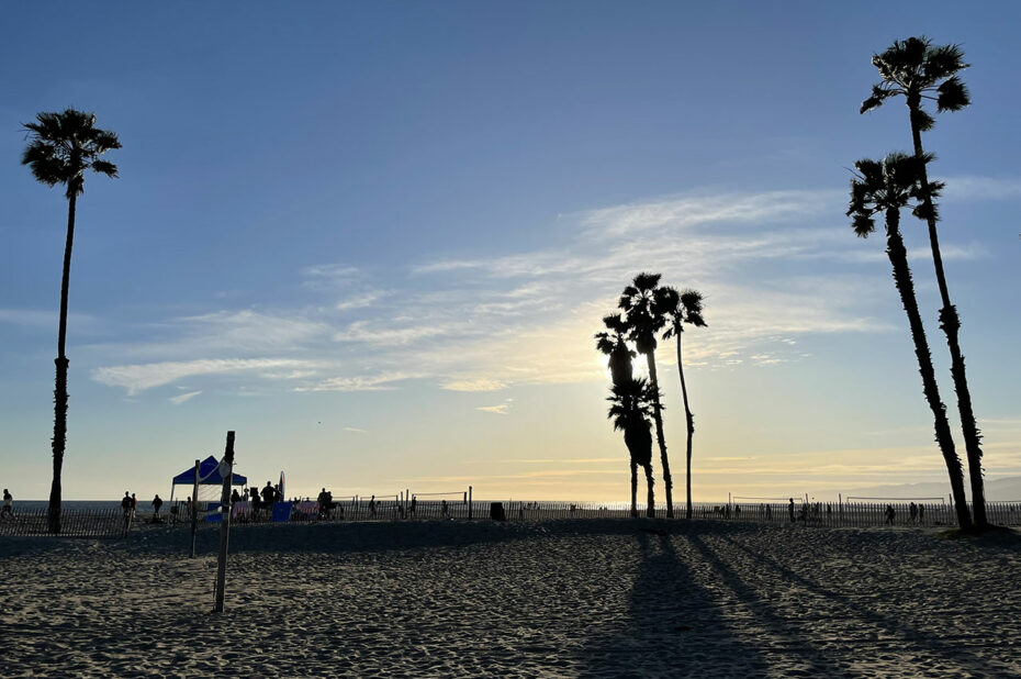 Terrain de beach-volley à Santa Monica