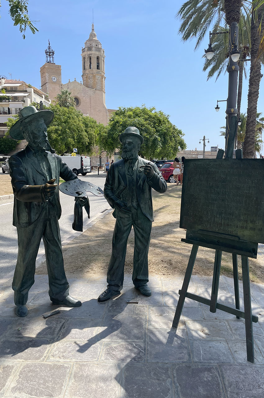 Sculpture de Pintor Català au bord de la plage