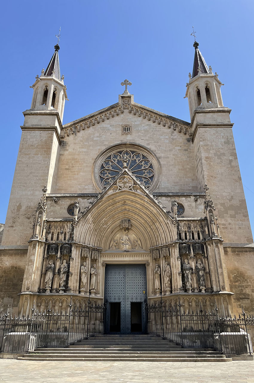 Basilique Santa Maria de Vilafranca del Panedès