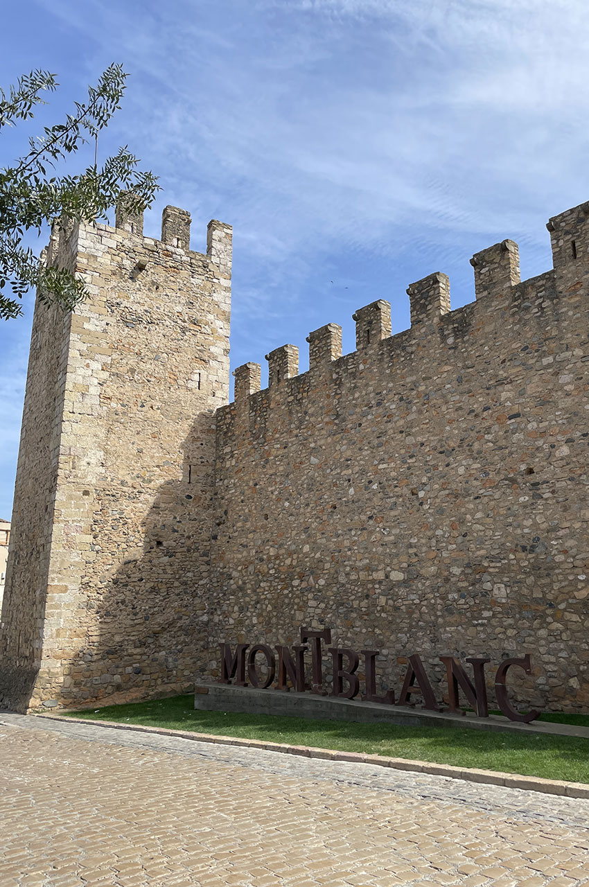 Montblanc, ville médiévale ceinte de fortifications