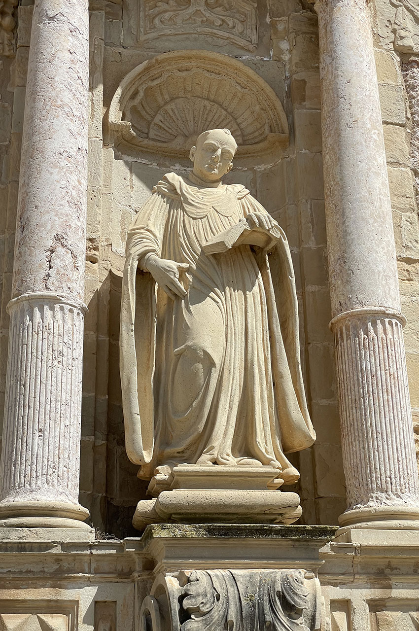 Statue de Saint-Bernard, par le sculpteur Dominique Rovira