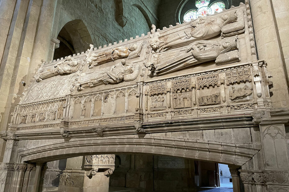 Tombeaux royaux des rois d'Aragon et des Comtes de Barcelone