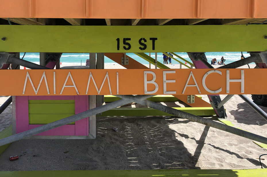 Cabane de sauveteur au niveau de la 15e rue de Miami Beach