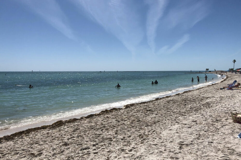 Une belle plage pour la baignade mais aussi pour la nidification des tortues