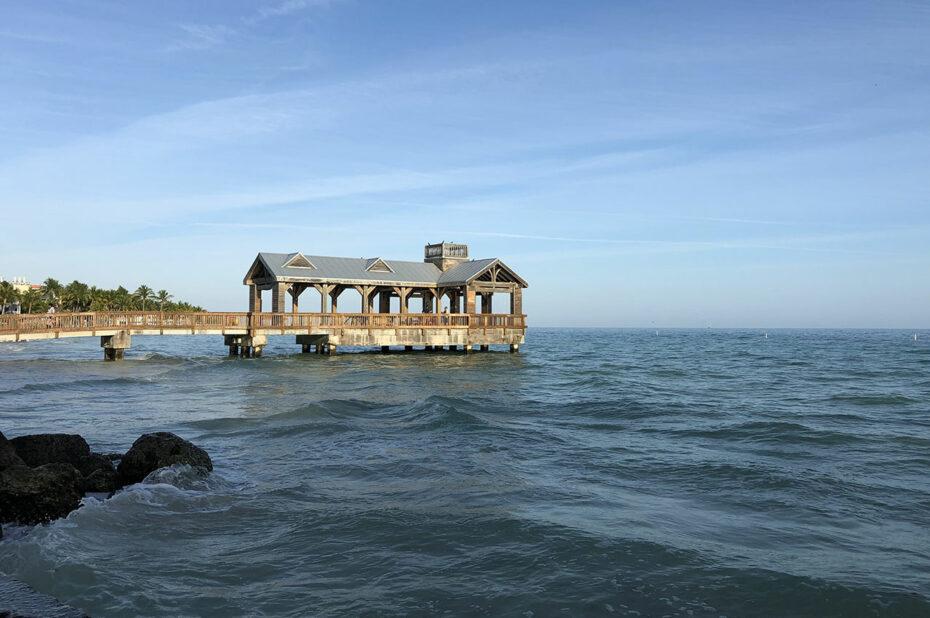 Jetée et gazebo sur l'océan à Key West