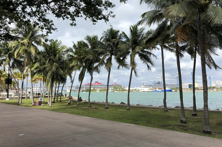 Promenade sur Bayfront