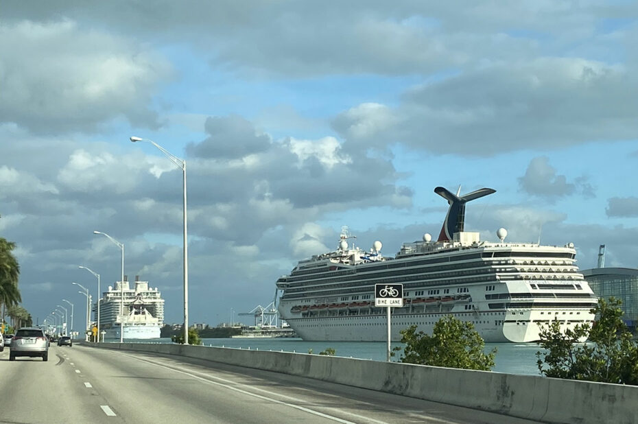 Paquebots dans le port de Miami