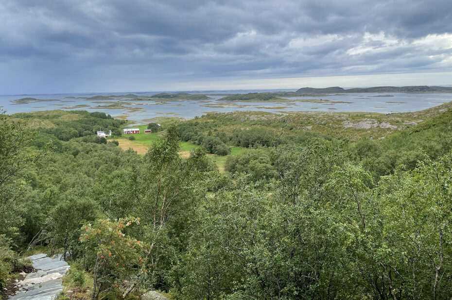 Panorama sur les petits îlots entourant l'île de Torget