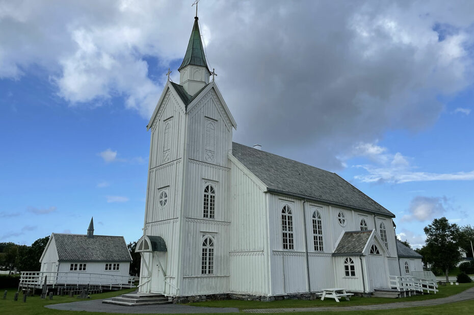 L'église de Gladstad et le presbytère