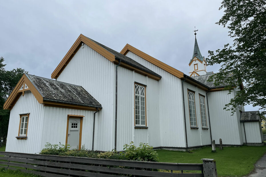 Église de Sømna à Vik