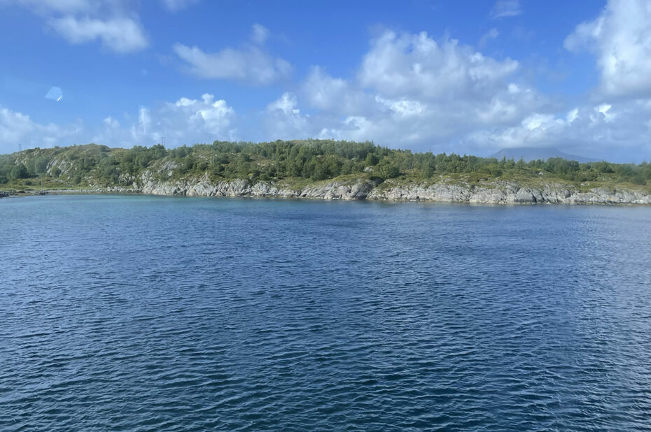 Un des îlots de Vega vu depuis le ferry