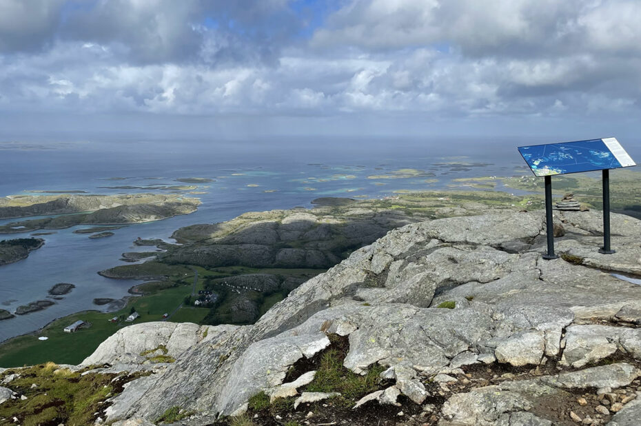 Table d'orientation au sommet du Ravnfloget