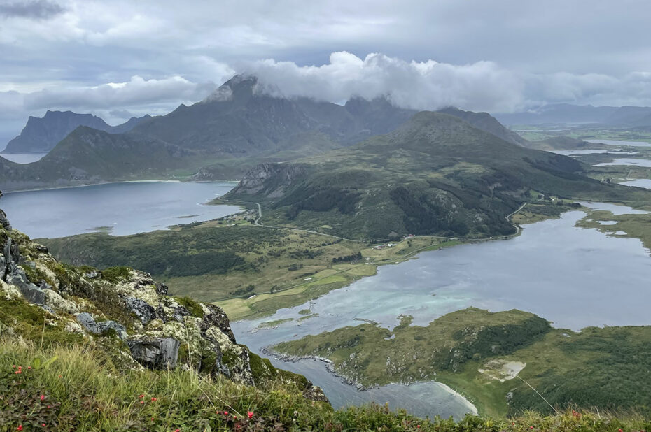 Paysage entre terre et mer au sommet de l'Offersøykammen