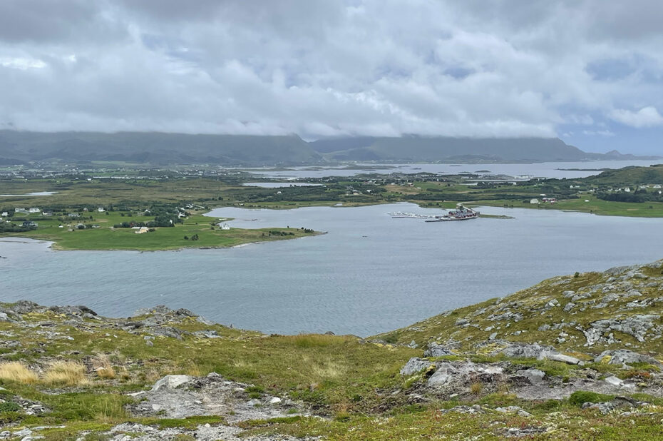 Vue sur l'île de Vestvågøy, au cœur des Lofoten