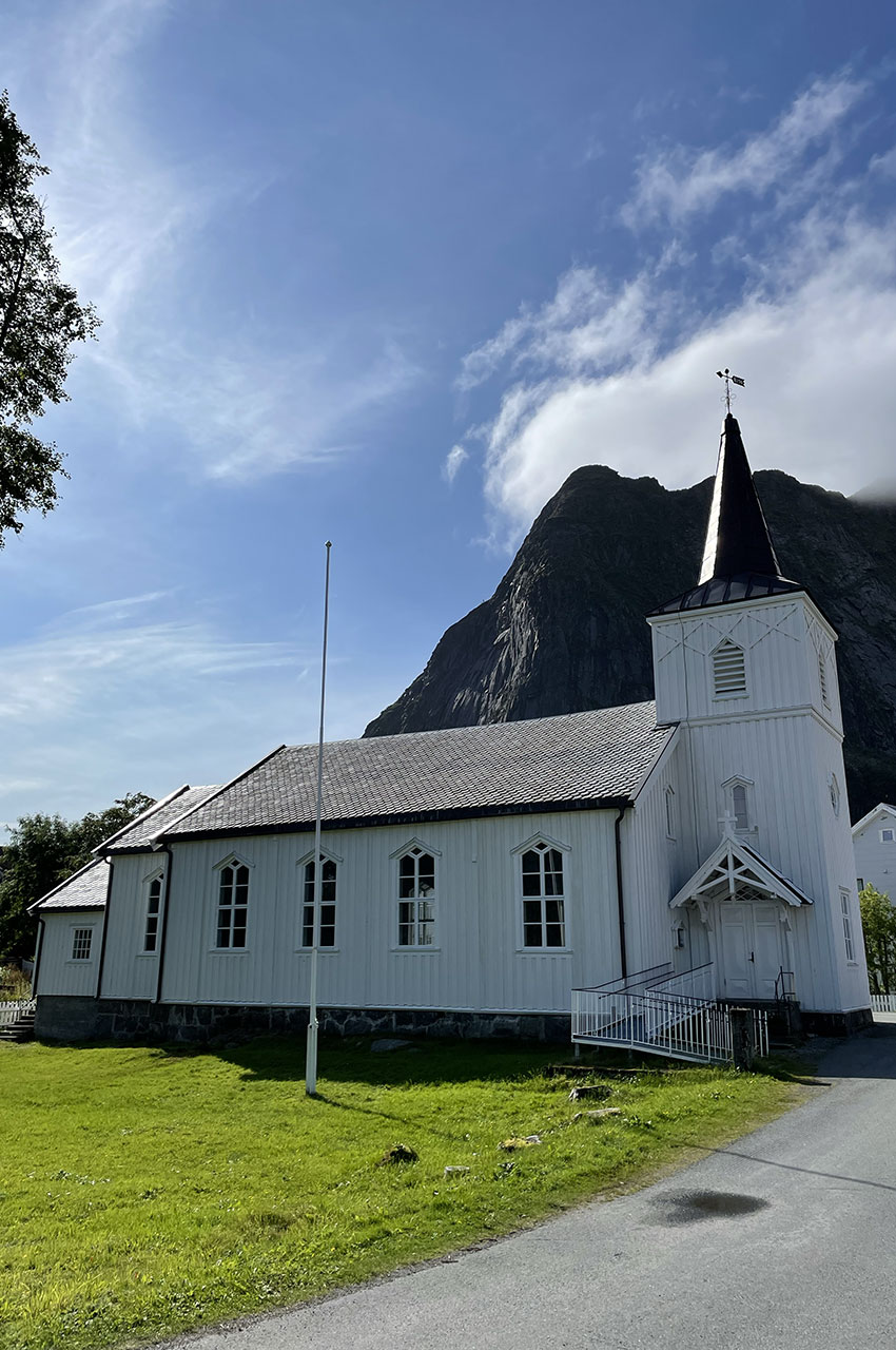 L'église de Reine en bois a été construite en 1890